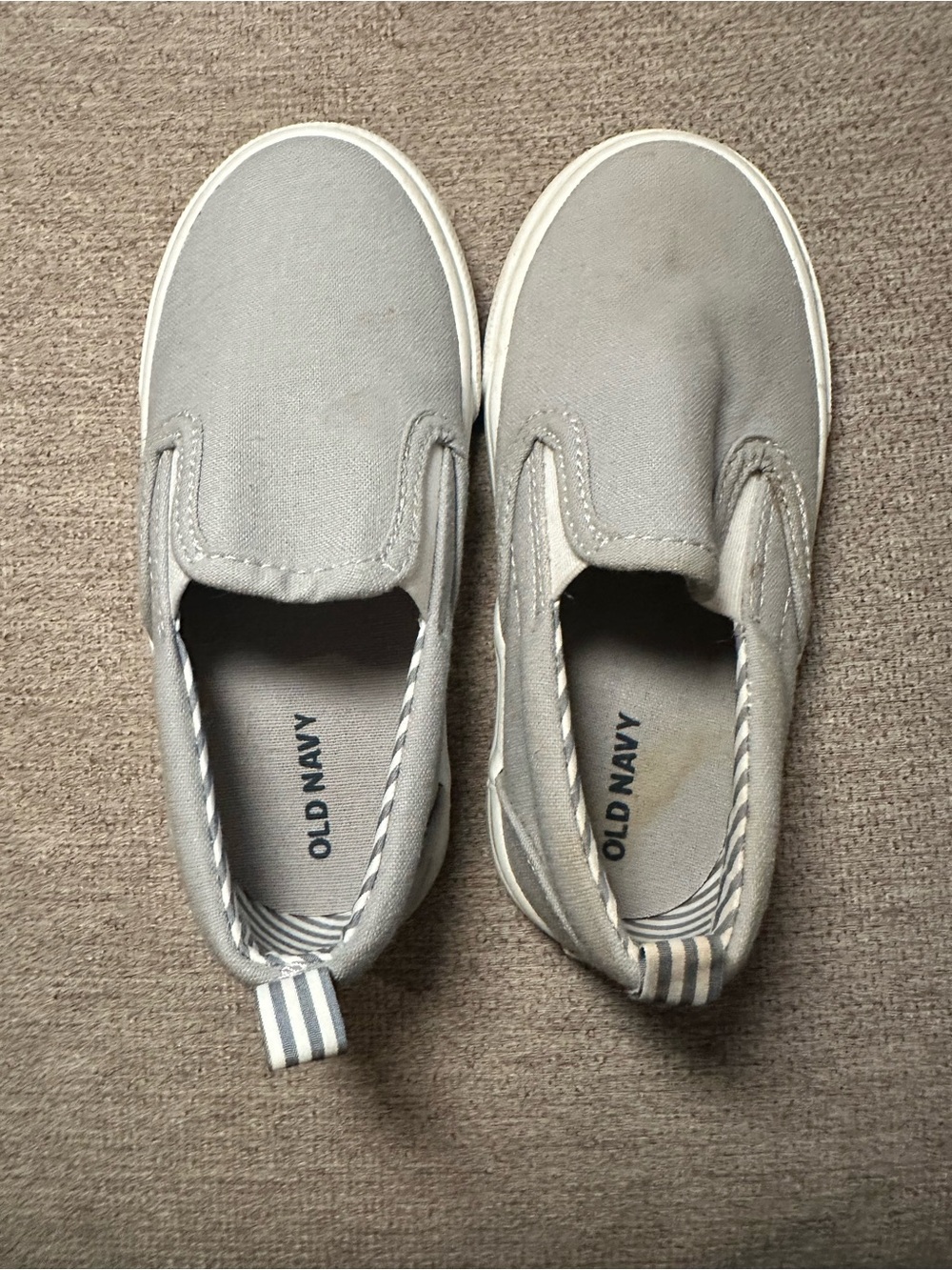 Old Navy Toddler Gray Slip-On Canvas Sneakers, Size 8